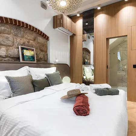 Casa Rosa Bed & Breakfast *